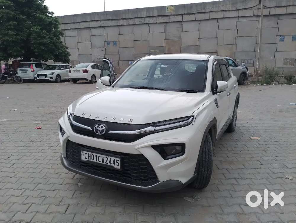 Toyota Urban Cruiser 2024 Drive Petrol