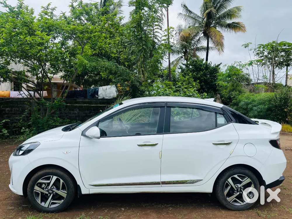 Hyundai Aura Top Model