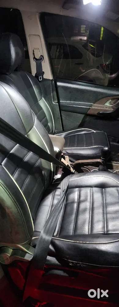 Mahindra Xuv500 2013 Car