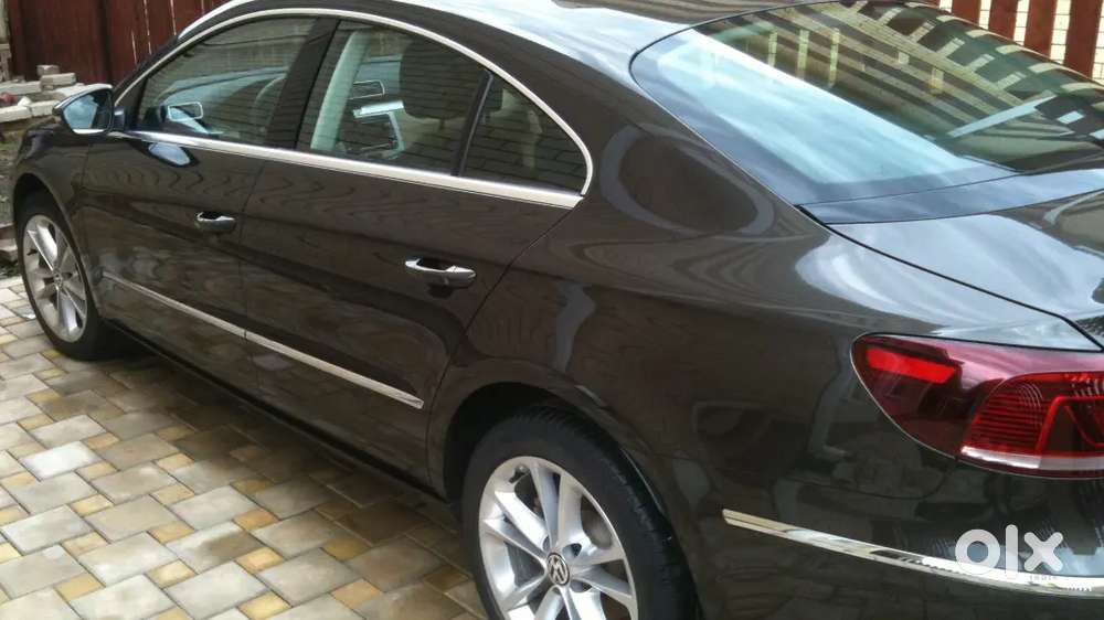 Volkswagen Passat 2013 Diesel 121000 Km Driven