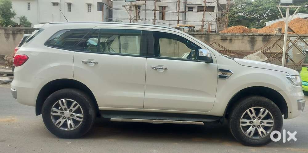 Ford Endeavour 3.2 Titanium At 4x4, 2017, Diesel