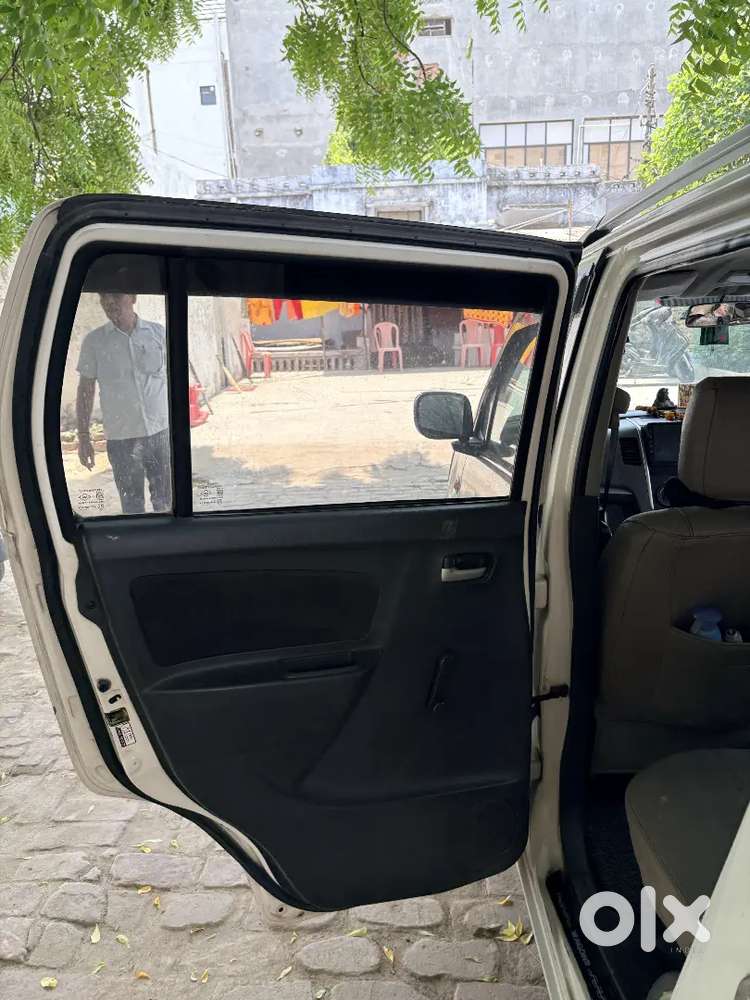 Wagonr Company Fitted Cng + Petrol Variant