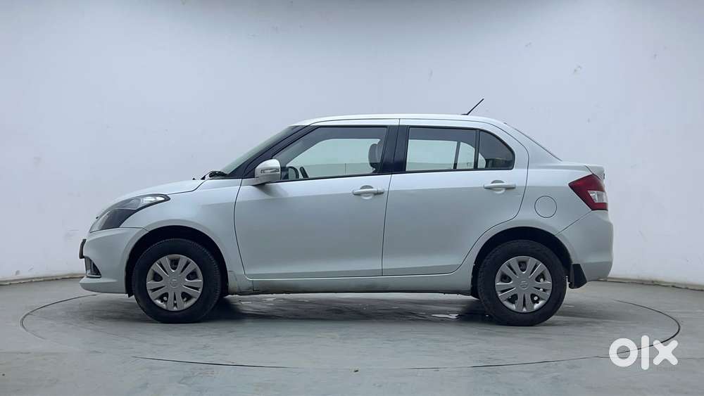 Maruti Suzuki Swift Dzire Amt Vxi, 2017, Petrol