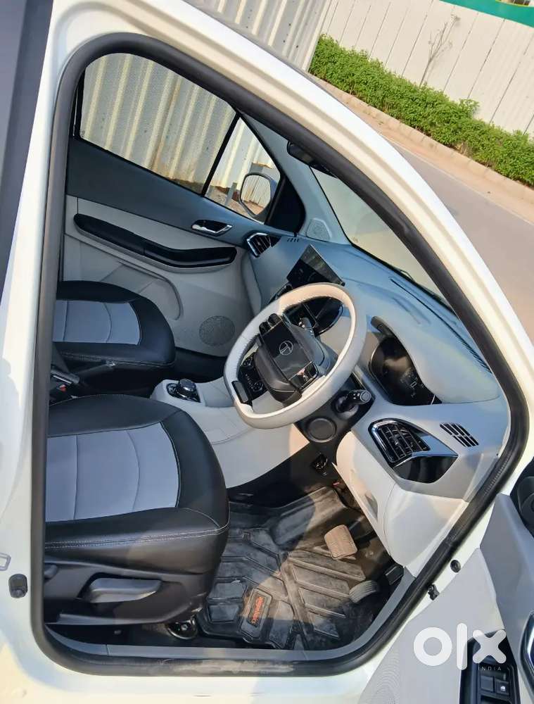 Tata Tiago Lr (topend Variant)