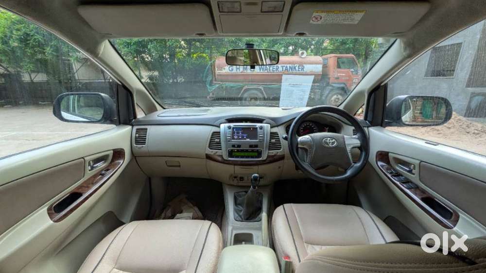 Toyota Innova 2.5 Vx 8 Str, 2015, Diesel