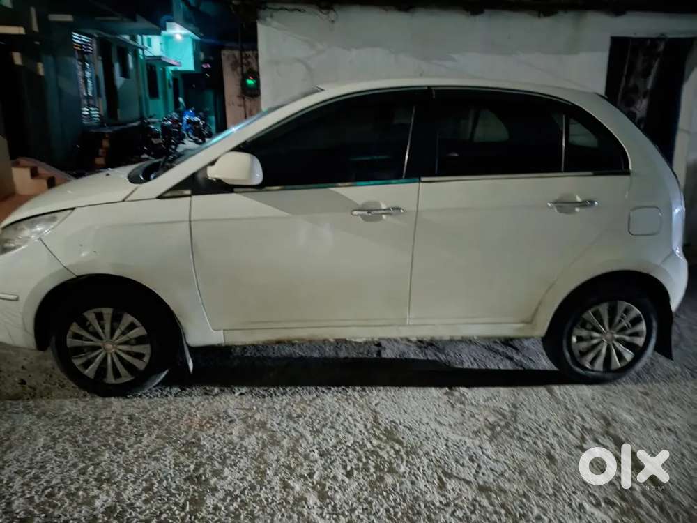 Tata Indica Vista 2013 Diesel Well Maintained 4 New Tyres