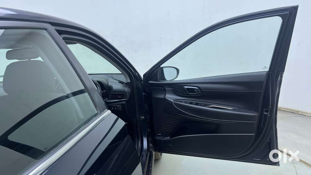 Hyundai I20 Asta (o) 1.2 Mt, 2023, Petrol
