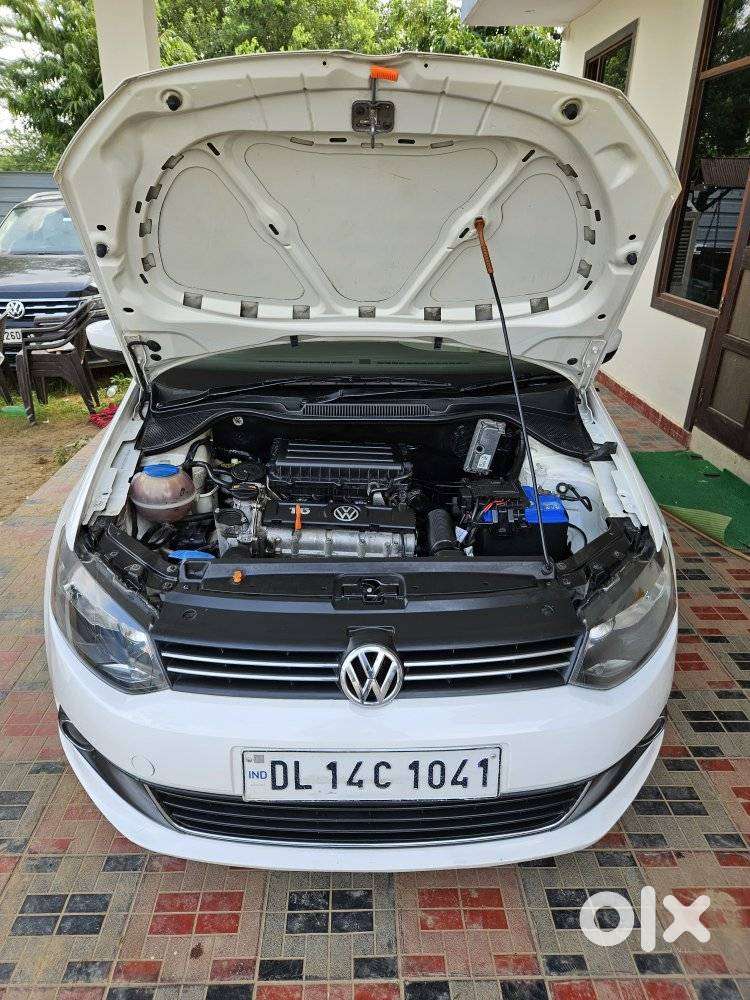 Volkswagen Vento Petrol Highline, 2013, Petrol