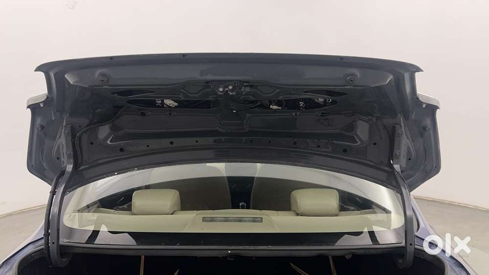 Maruti Suzuki Dzire 1.2 Vxi Amt, 2017, Petrol