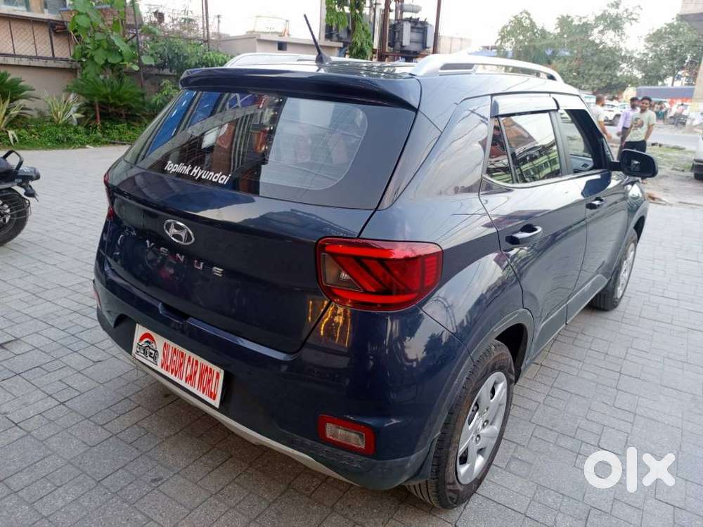 Hyundai Venue 1.2 S Plus, 2022, Petrol