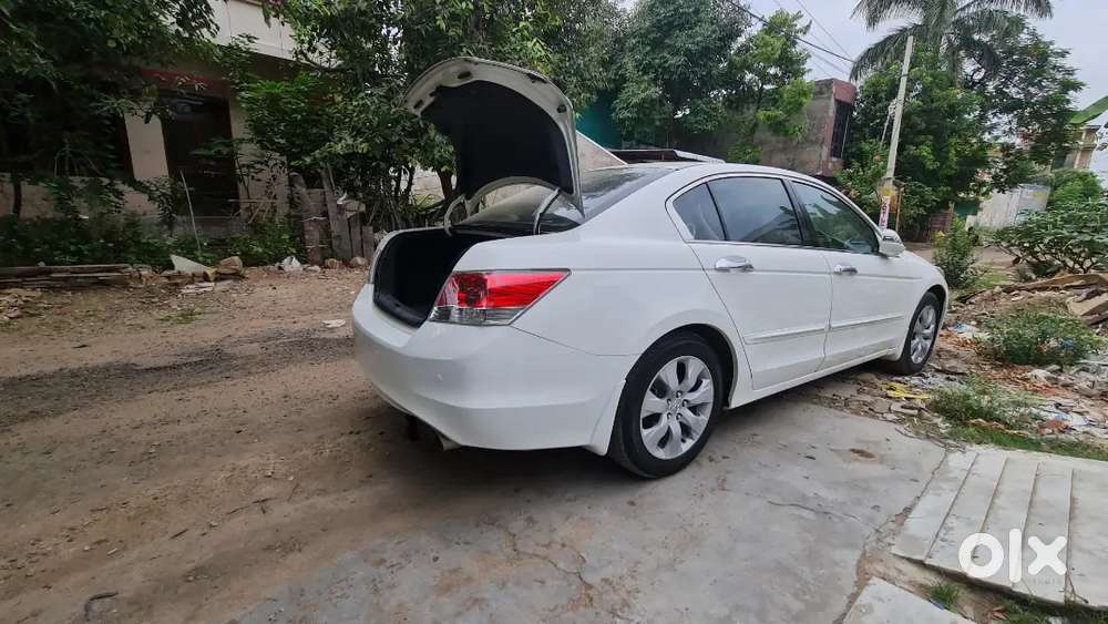 Honda Accord 2010 Rc Validity Up 2031 Tak Petrol 73590 Km Driven