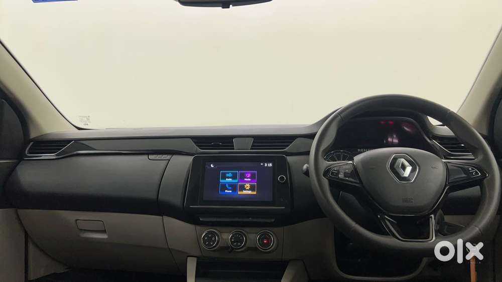 Renault Triber Rxt, 2022, Petrol