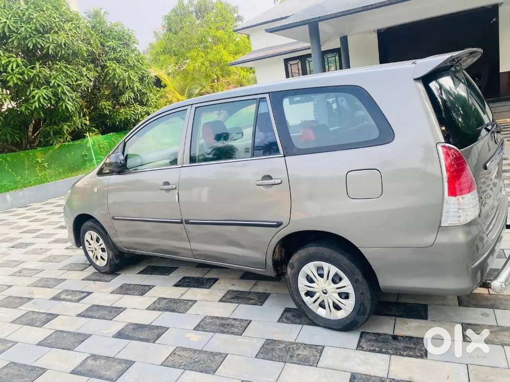 Toyota Innova Diesel 2007 Manual - 200k Km