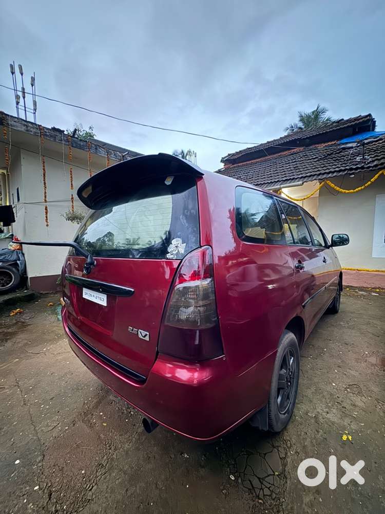 Toyota Innova 2006 Diesel Well Maintained