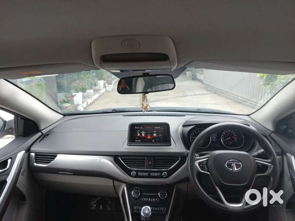 Tata Nexon 1.2 Revotron Xz Plus, 2018, Petrol