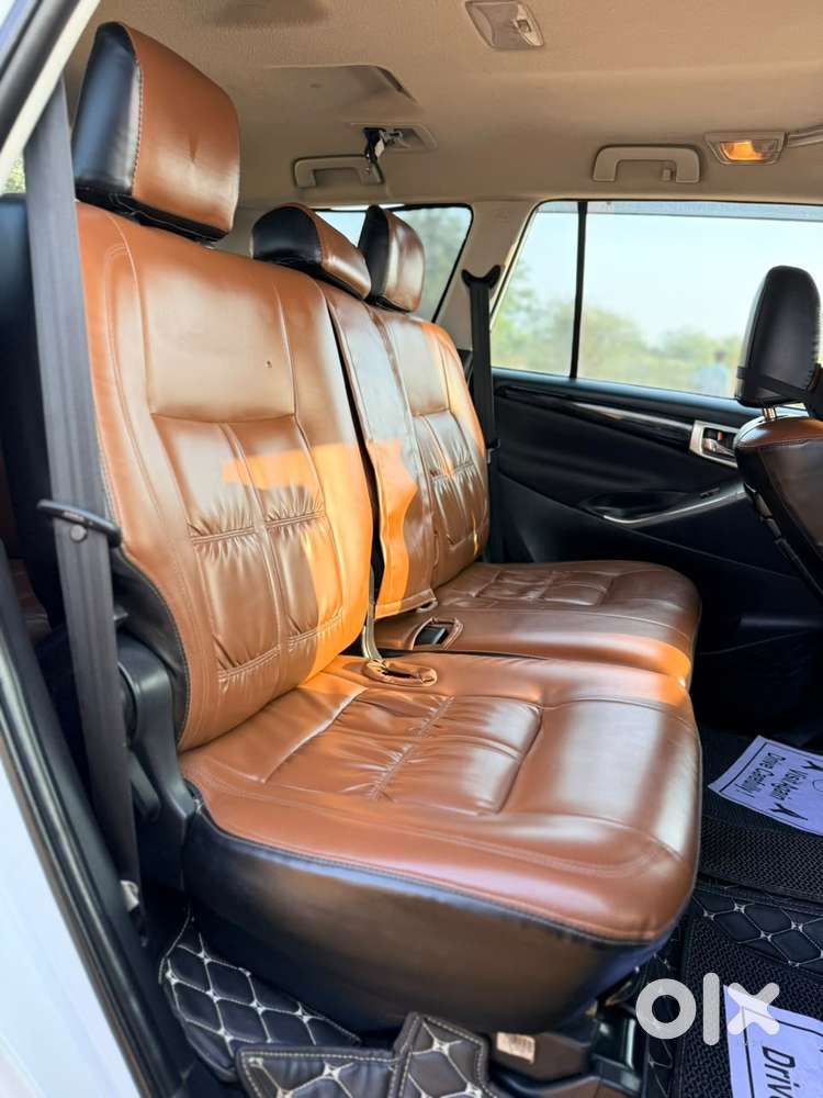 Toyota Innova Crysta 2.4 V 8 Str, 2023, Diesel
