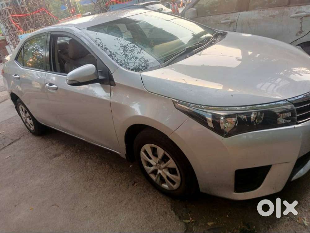 2015 Corolla Altis Petrol/cng