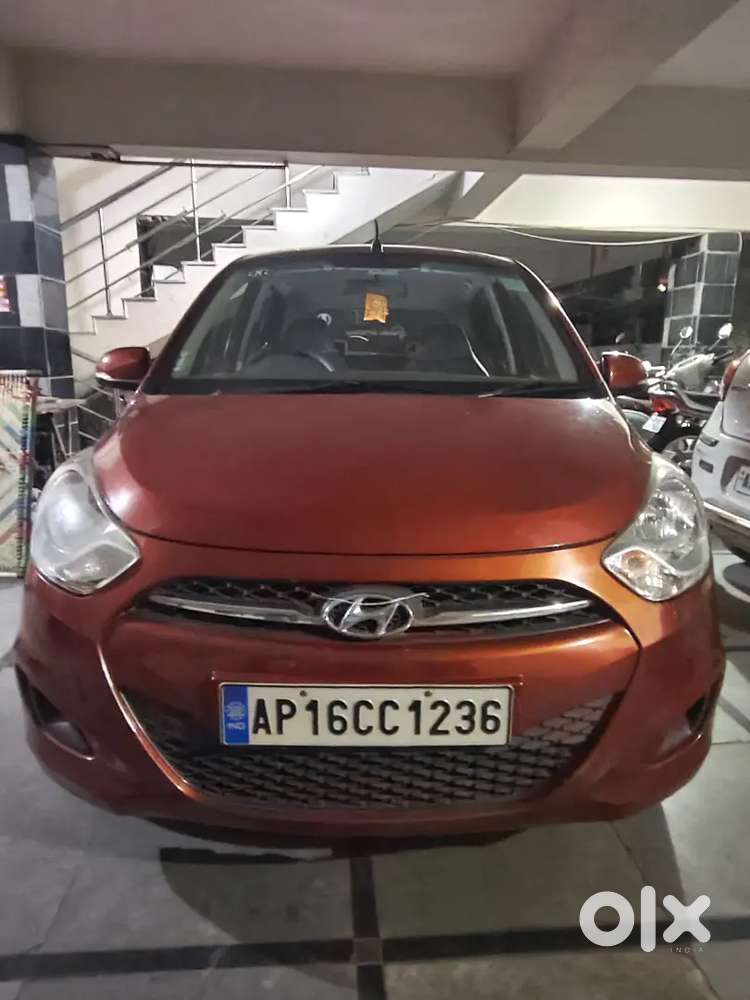 Hyundai I10 Sportz 2012 Petrol