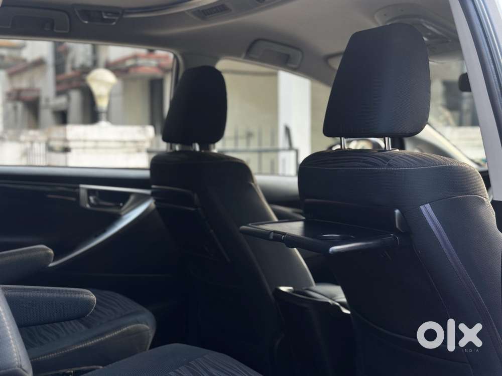 Toyota Innova Crysta