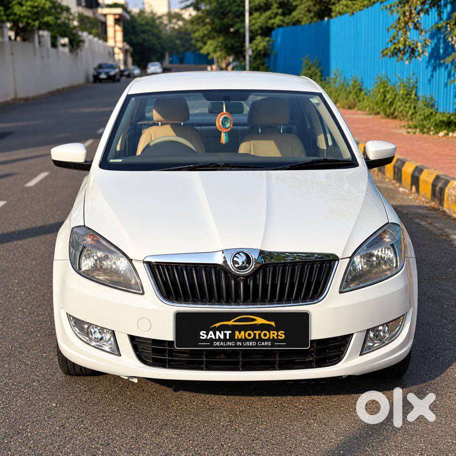 Skoda Rapid 1.6 Mpi Elegance, 2014, Petrol