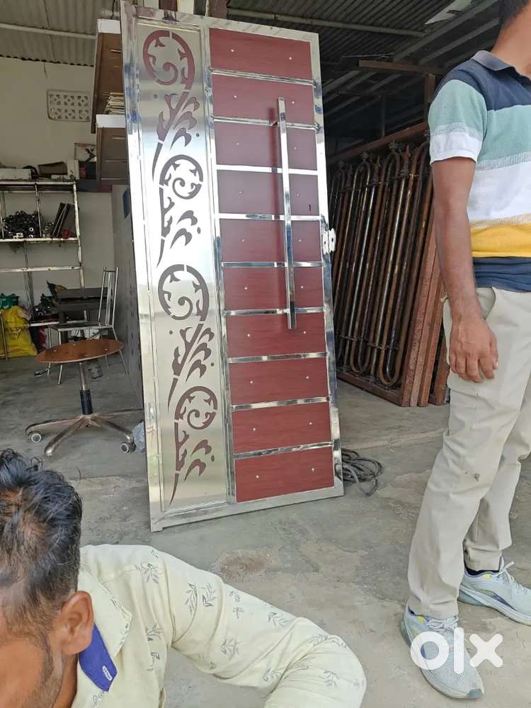 लोहे या स्टील गेट चौखट रेलिंग टीन शेड फाइबर शेड डलवाने