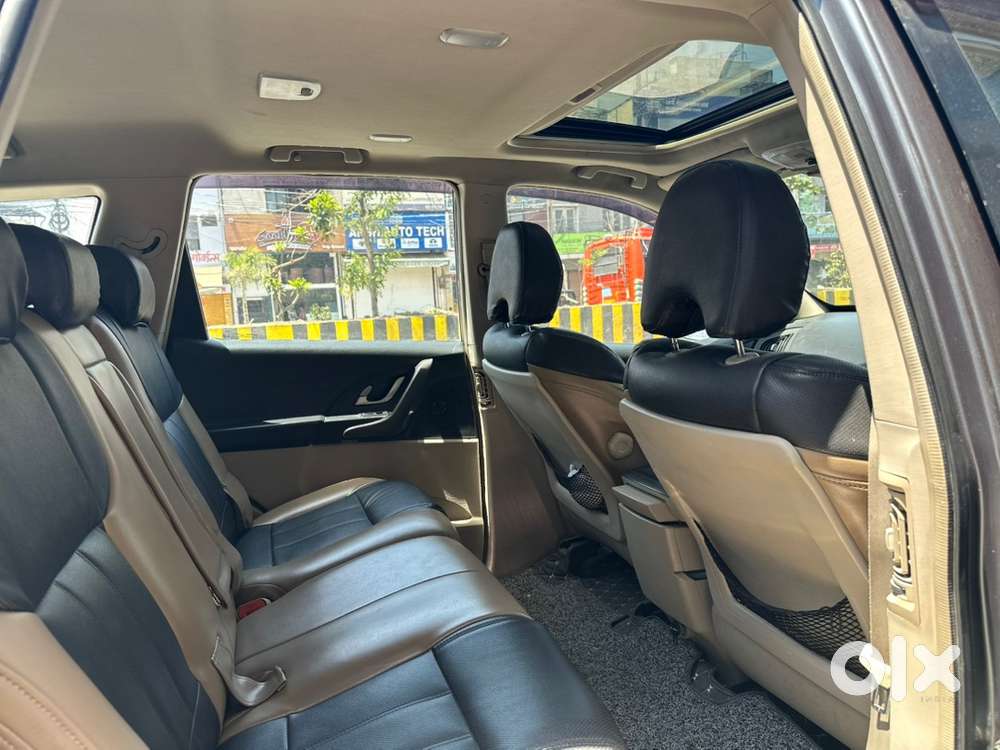 Mahindra Xuv500 Diesel 2nd Owner 2015