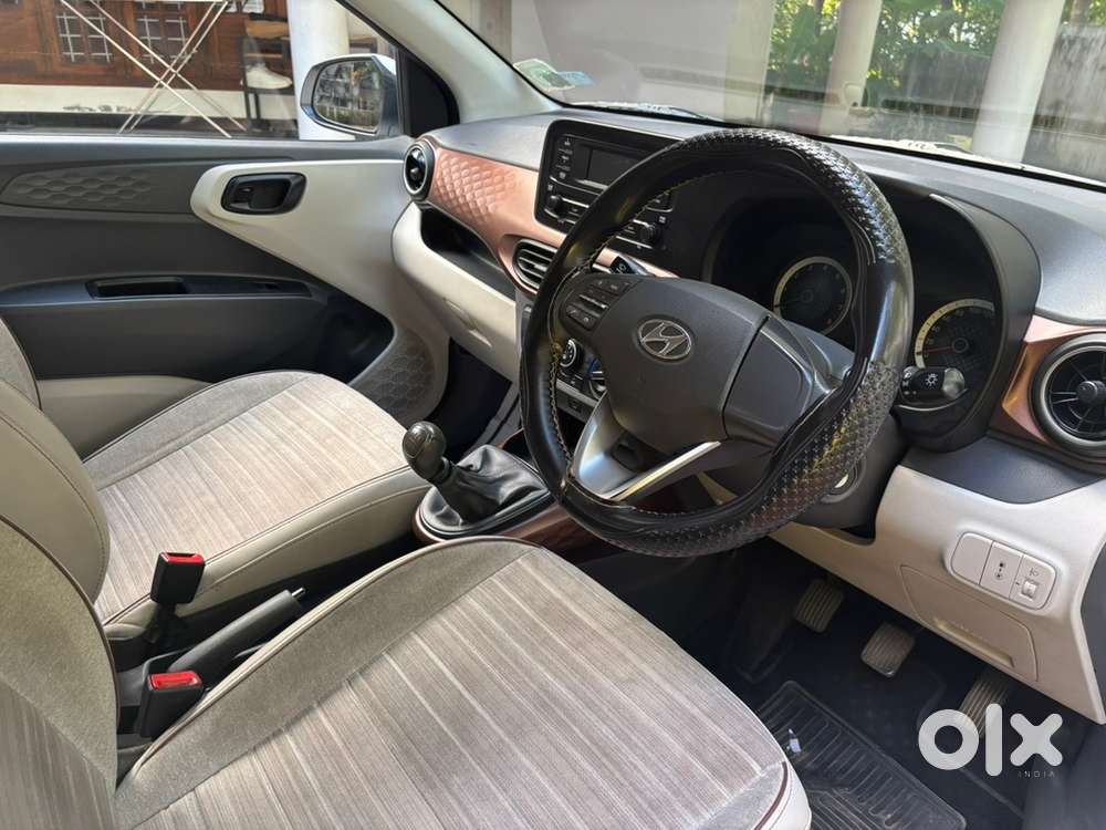 Hyundai Aura 2022 Cng & Hybrids Well Maintained
