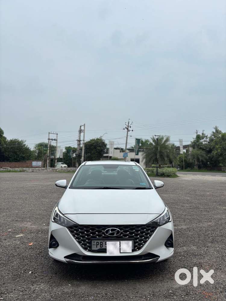 Hyundai Verna 1.5 Sx (o) Diesel At, 2022, Diesel