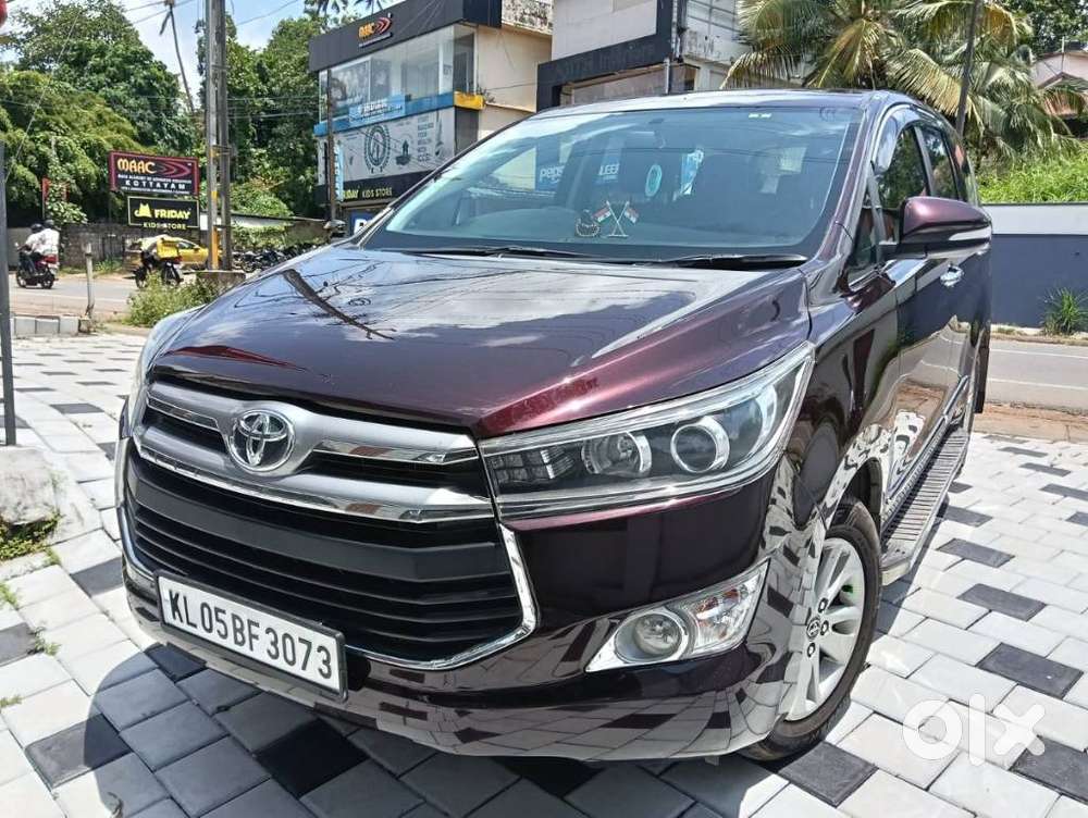 Toyota Innova Crysta 2.4 V, 2017, Diesel