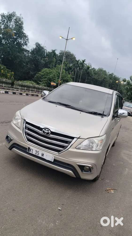 Toyota Innova 2012 Diesel 201000 Km Driven