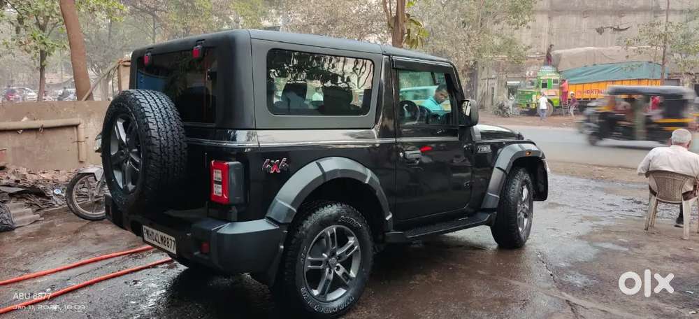 Mahindra Thar Lx 2023 Petrol Mt 4wd