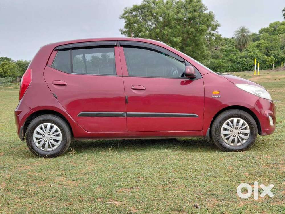 Hyundai I10 Sportz 1.1l, 2015, Petrol