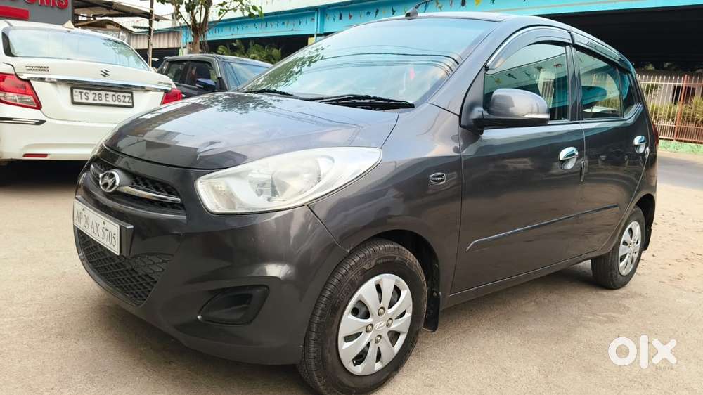 Hyundai I10 Sportz, 2012, Petrol