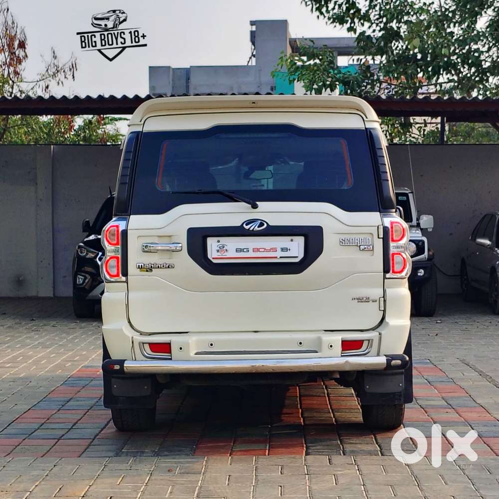 Mahindra Scorpio S10, 2016, Diesel