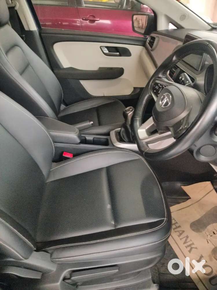 Tata Altroz 2023 Cng & Hybrids 42000 Km Driven And Well Maintained