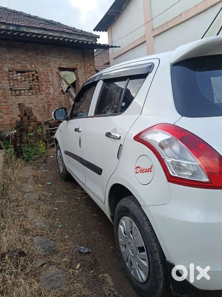 Maruti Suzuki Swift Ddis 2012