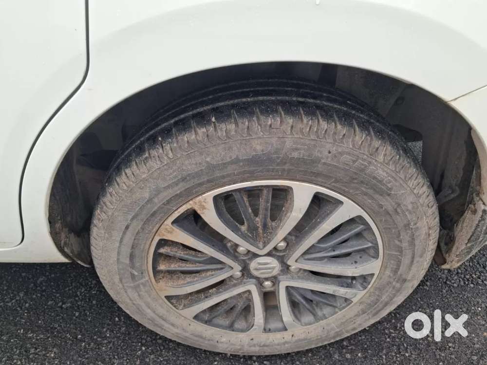 Maruti Suzuki Ertiga 1.5 Vxi, 2025, Petrol