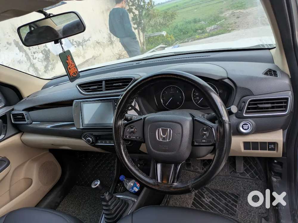 Honda Amaze Fulltopmodel Push Button Start In Showroom Condition 25+av