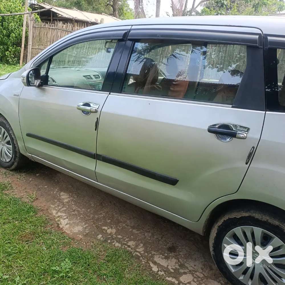 Maruti Suzuki Ertiga 2015 Diesel 100000 Km Driven