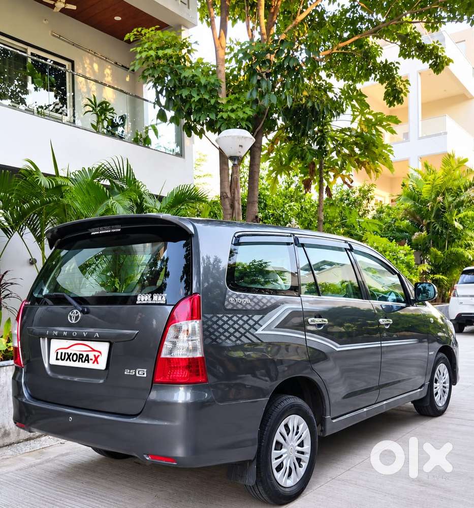 Toyota Innova 2.5 G (diesel) 8 Seater, 2012, Diesel