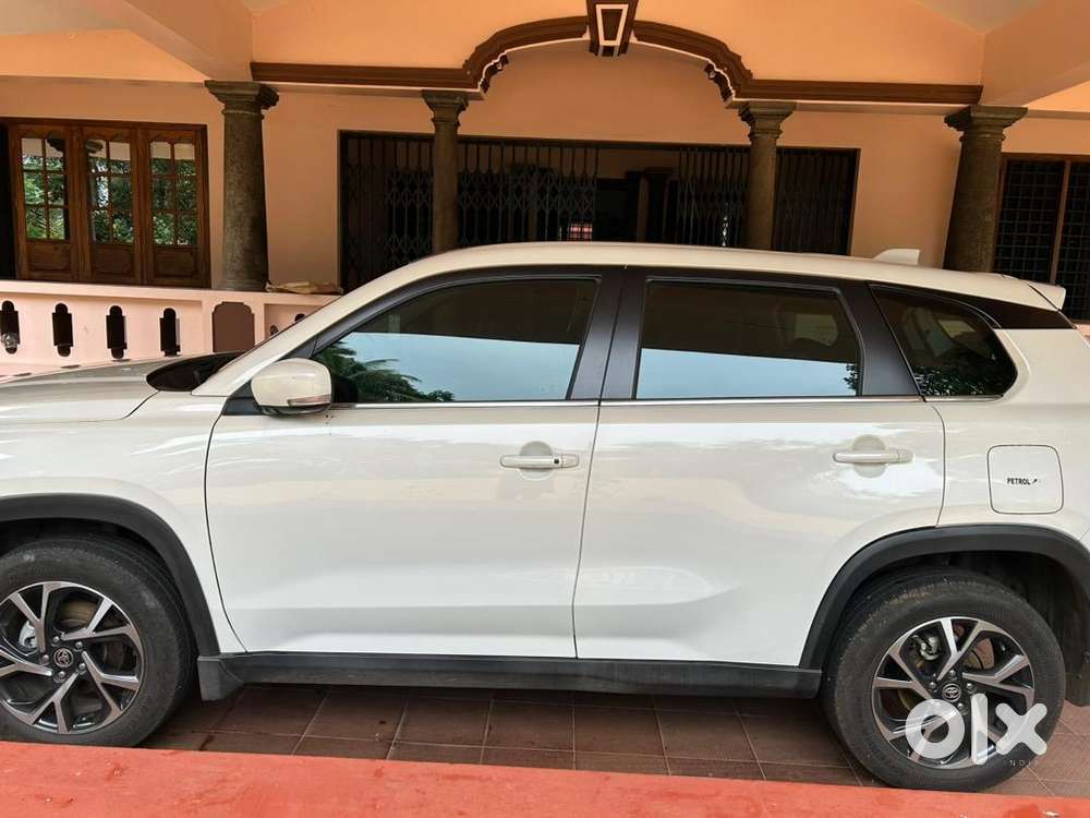 Toyota Urban Cruiser Hyryder 2024 Petrol 29000 Km Driven