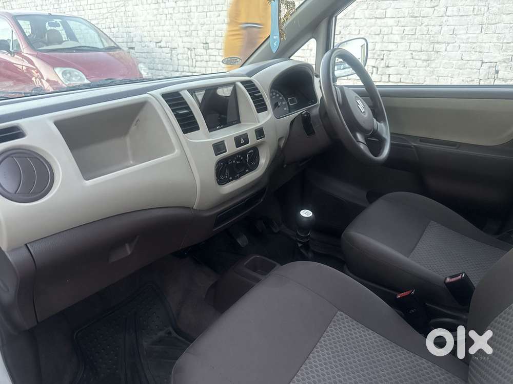 Maruti Suzuki Zen Estilo Lxi Bs Iv, 2011, Petrol