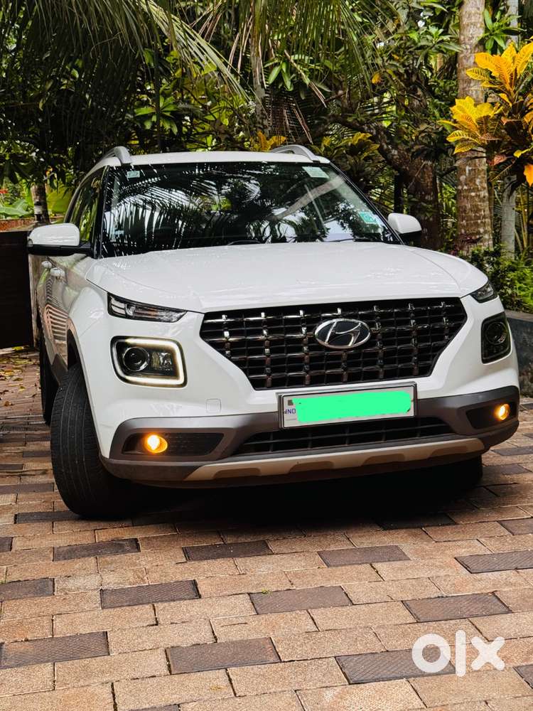 Brand New Condition, New Battery, Alloy Wheel, Sunroof