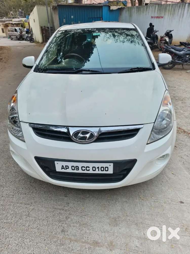 Hyundai I20 2011 Petrol 109000 Km Driven