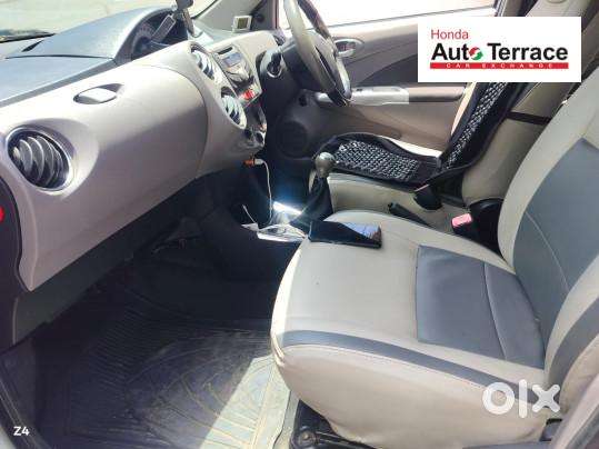 Toyota Etios 1.5 V, 2011, Petrol
