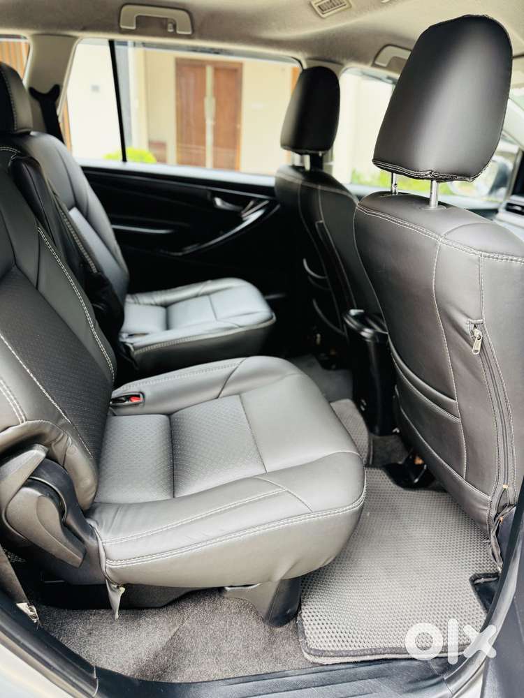 Toyota Innova Crysta 2.4 G Mt, 2017, Diesel