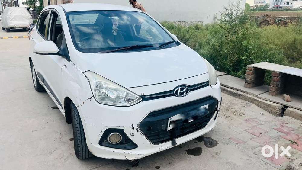 Hyundai Xcent 2015 Diesel 120000 Km Driven