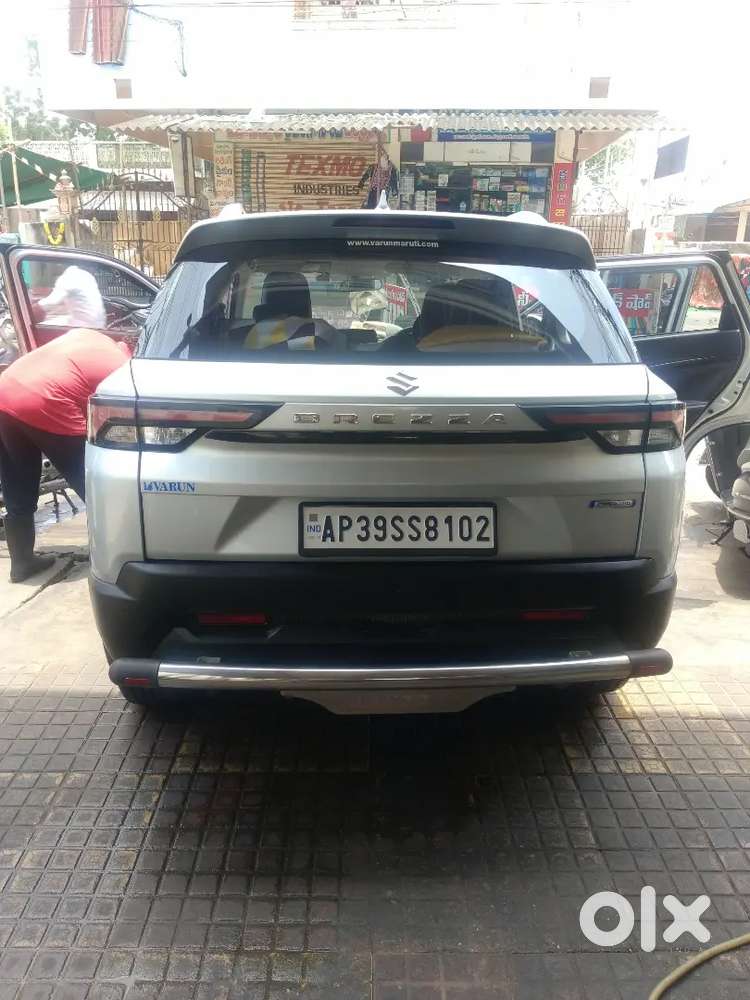 Maruti Suzuki Brezza Lxi 2023