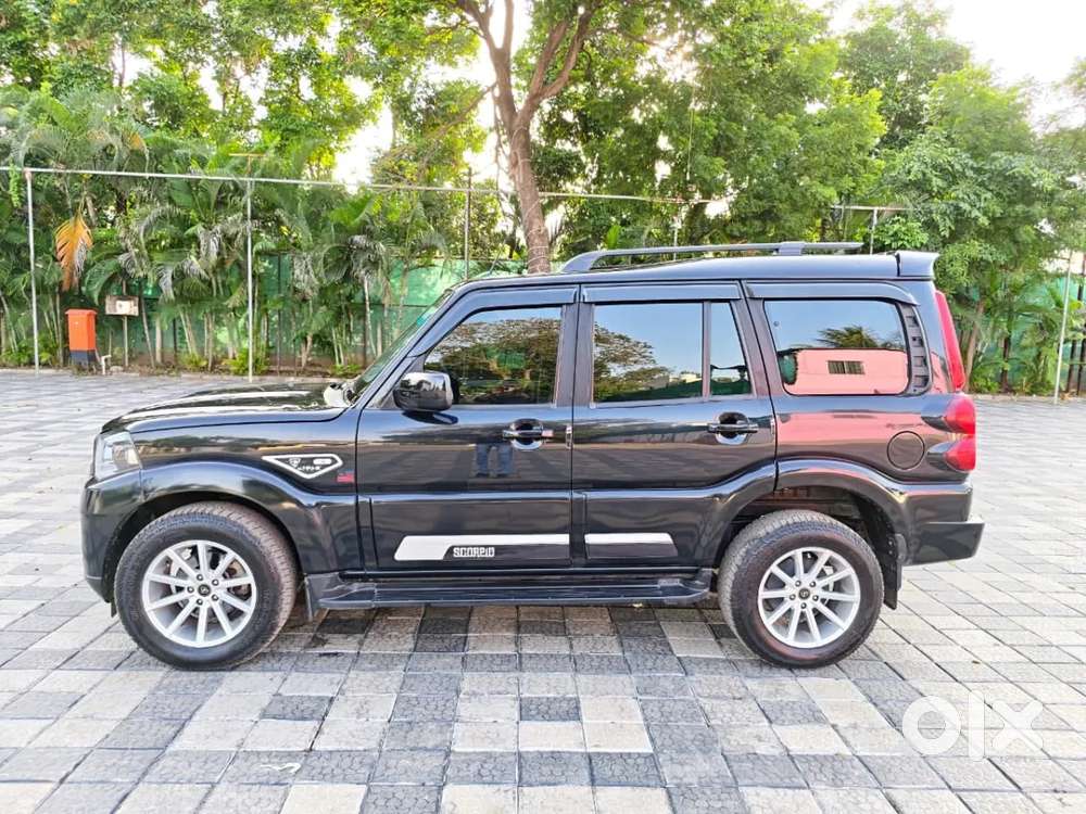 Mahindra Scorpio Classic, 2023, Diesel