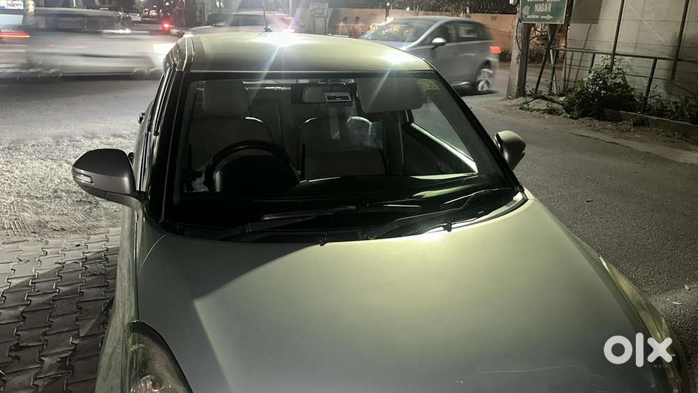 Maruti Suzuki Dzire 2017 Diesel 75300 Km Driven